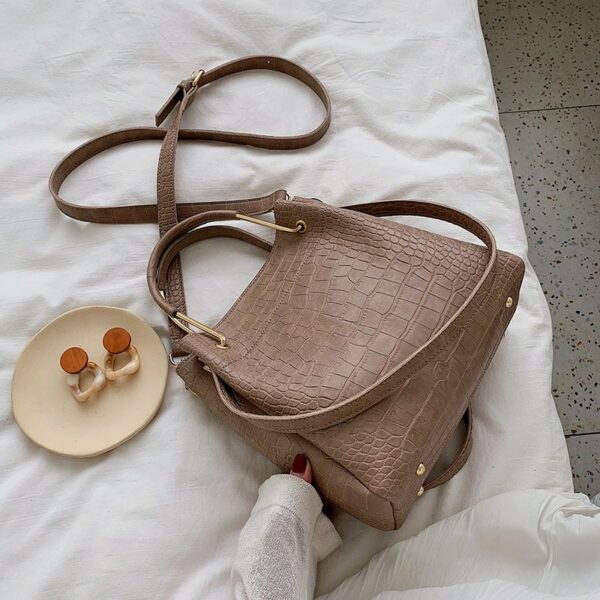 Bolsos de cubo 4